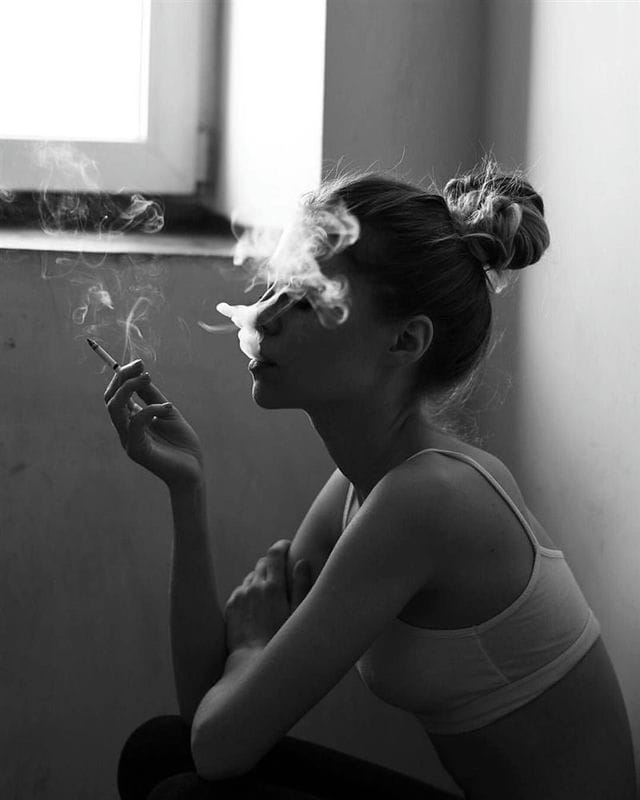 Картинки с сигаретой на аву (100 фото) #87