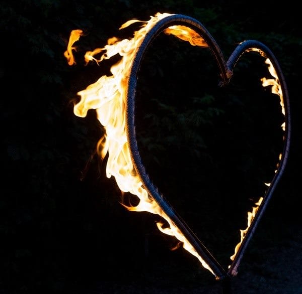 Картинки огненного сердца на аву (50 фото) #25