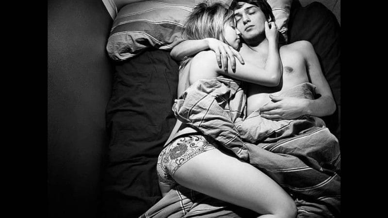 Картинки пары спят в обнимку (100 фото) #51