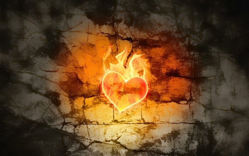 Картинки сердце в огне (75 фото) #67
