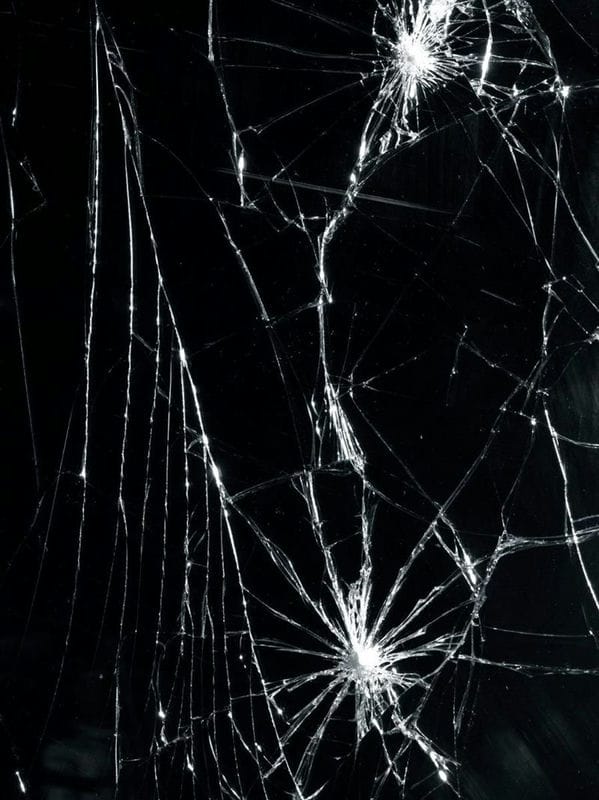 Картинки разбитое стекло (100 фото) #59