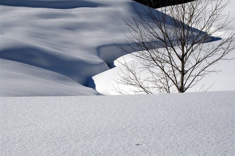 Картинки сугробы снега (60 фото) #13