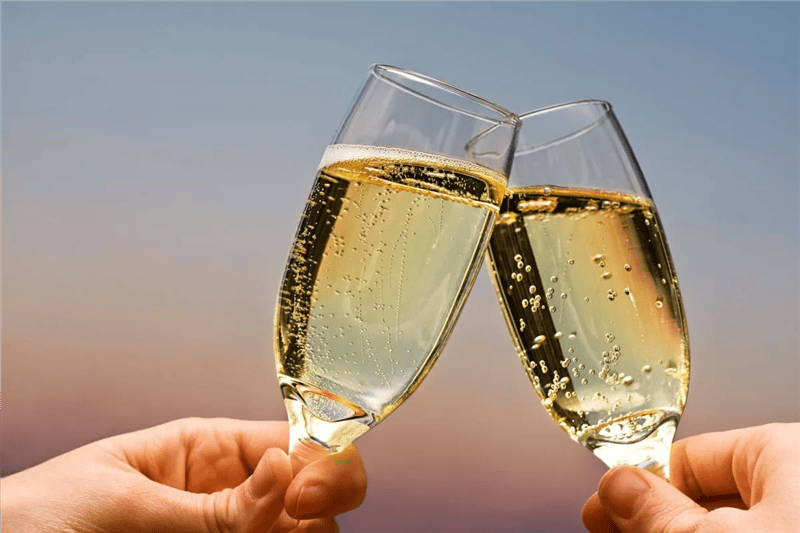 Картинки бокалы шампанского (100 фото) #100