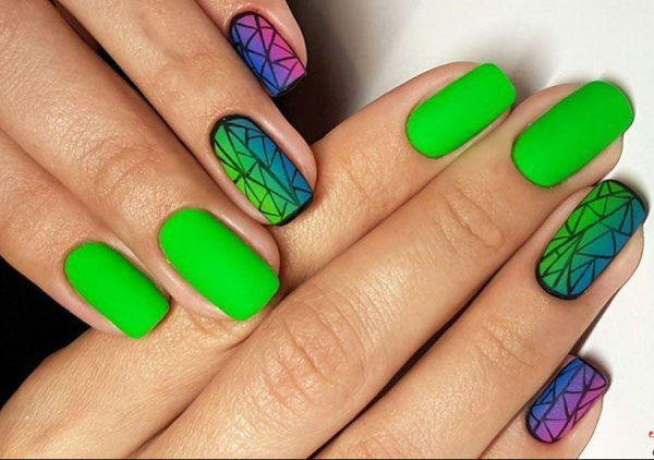 Яркие и модные! Дизайн ногтей 2018 года #30