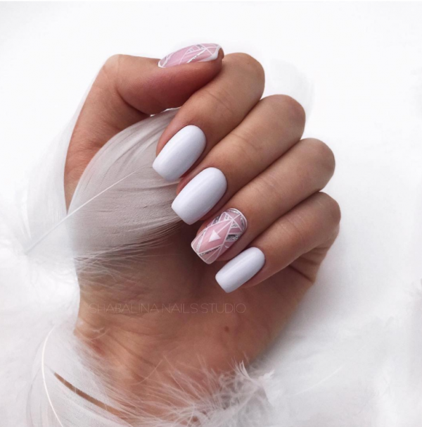 Стильный белый! Выбираем модный дизайн ногтей 2018 #4