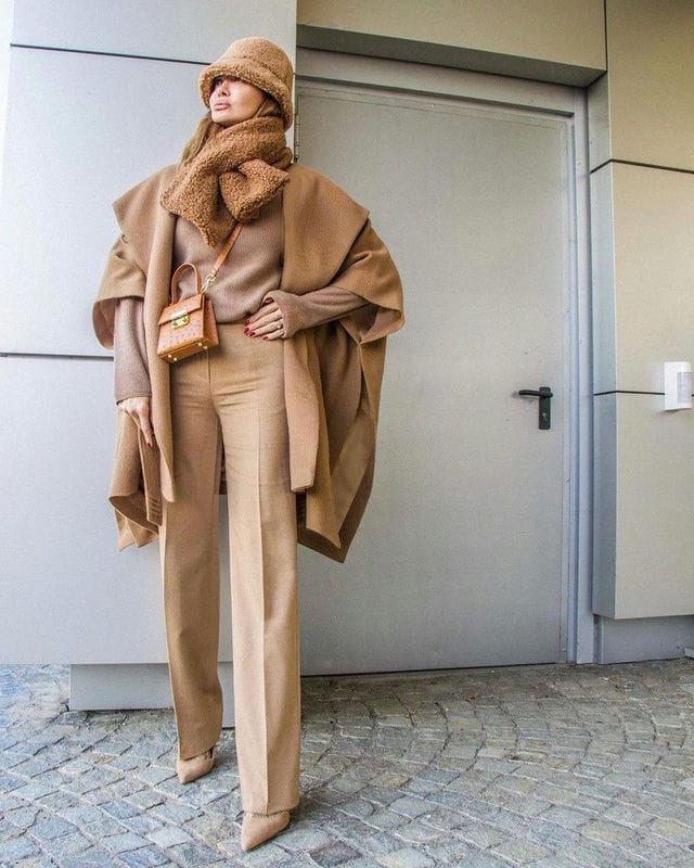Модное женское пальто на весну 2022 года и главные тренды с фото #34