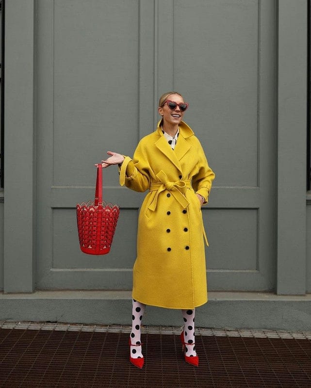 Модное женское пальто на весну 2022 года и главные тренды с фото #73