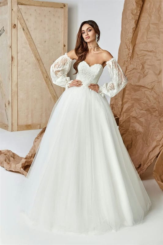 Красивые и модные свадебные платья 2022 года с фото #26