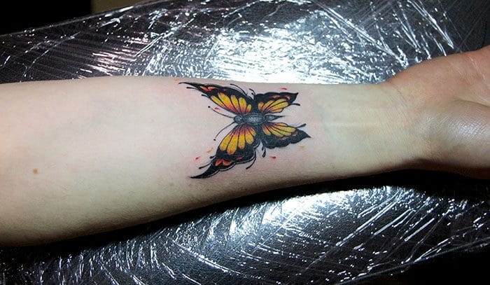 Эскизы тату с бабочкой – 80 лучших фото-идей со значением #30