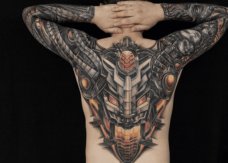 Эскизы татуировок на спине для мужчин с фото #19