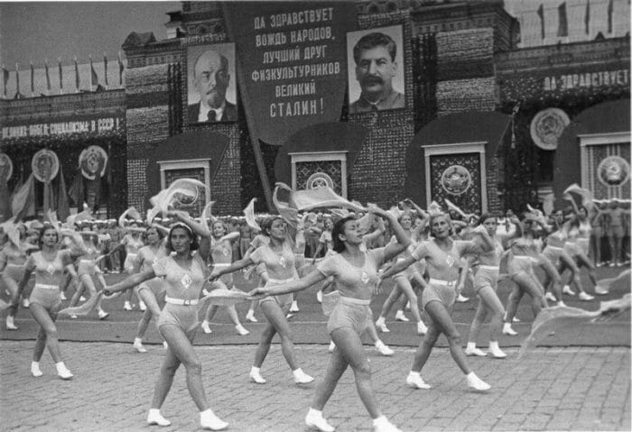 Какой была мода в годы СССР #19
