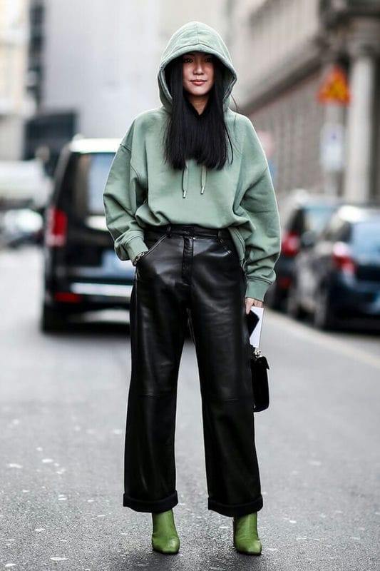 Широкие женские брюки – модные тенденции 2022-2023 #15