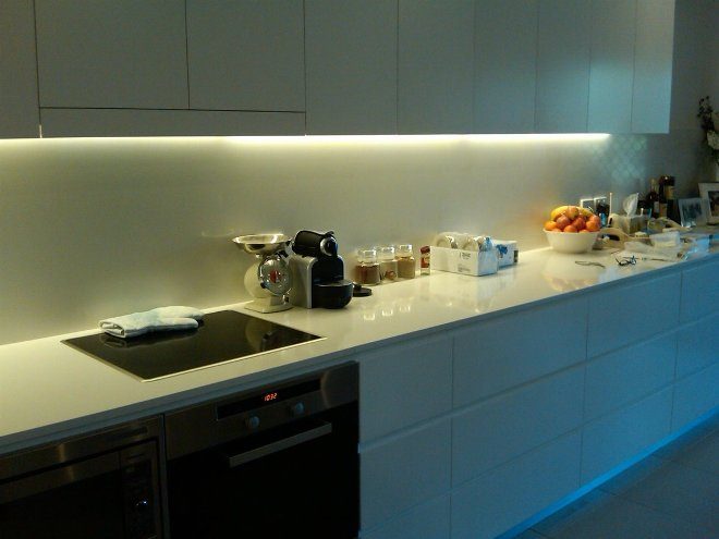 Подсветка рабочей зоны на кухне – 5 этапов монтажа (как делается, варианты подсветки) #4