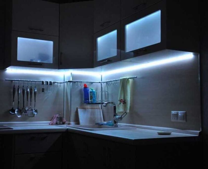 Подсветка рабочей зоны на кухне – 5 этапов монтажа (как делается, варианты подсветки) #74