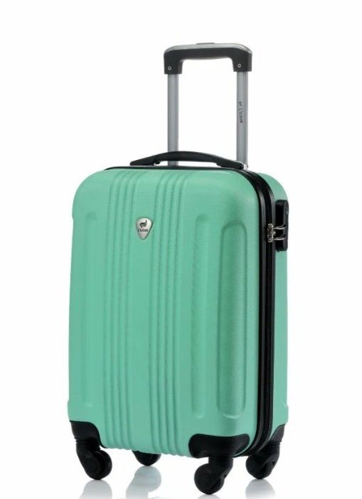Лучшие чемоданы для путешествий #1