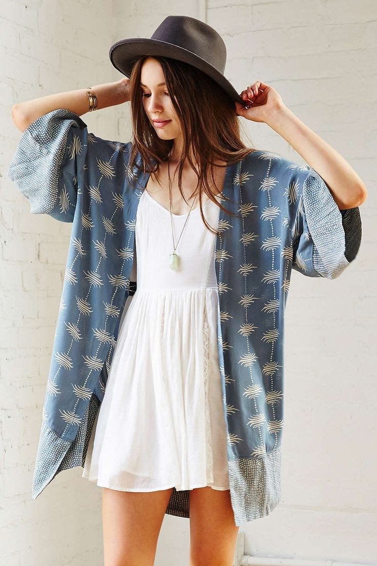 С чем носить платье-халат кимоно #16