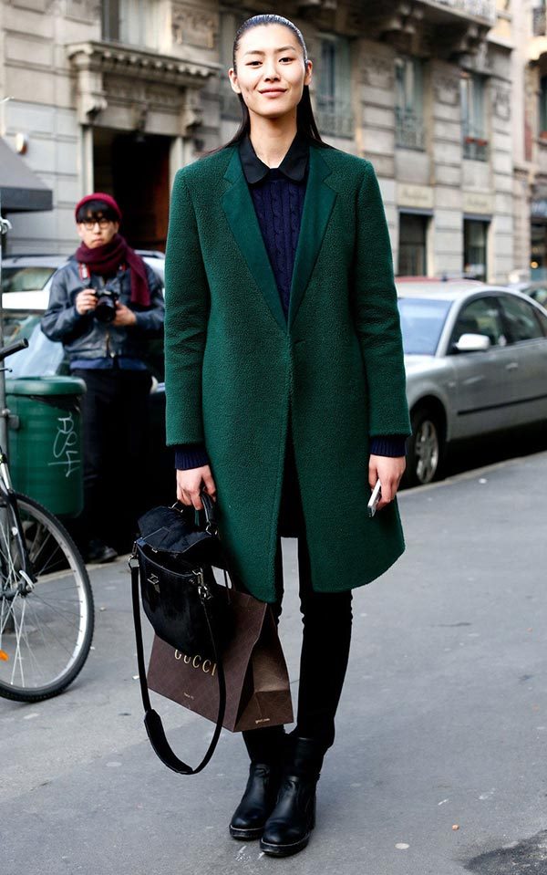 Зеленое пальто темных, ярких оттенков – с чем носить, фото #36