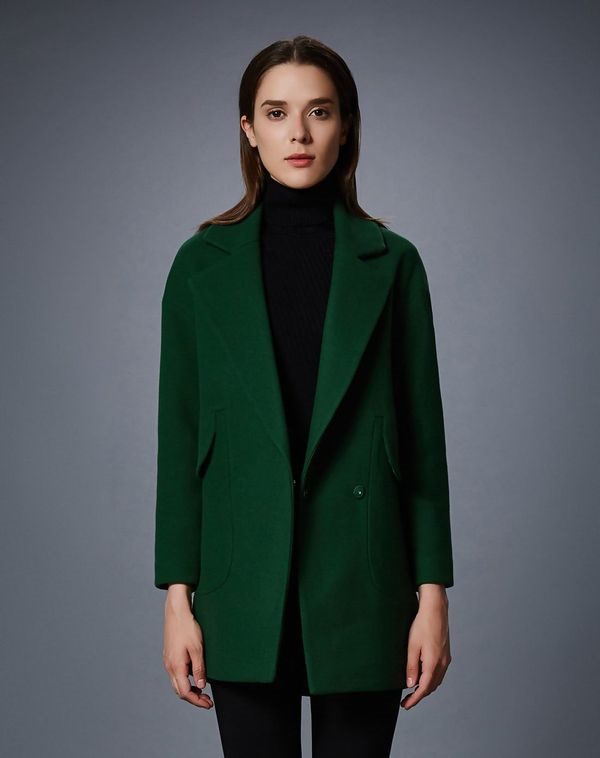 Зеленое пальто темных, ярких оттенков – с чем носить, фото #3