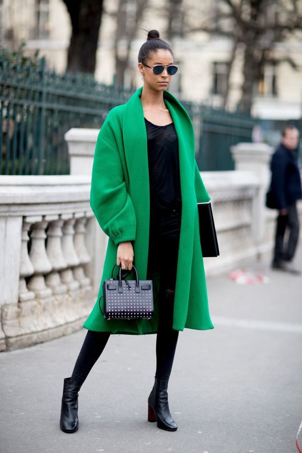 Зеленое пальто темных, ярких оттенков – с чем носить, фото #68