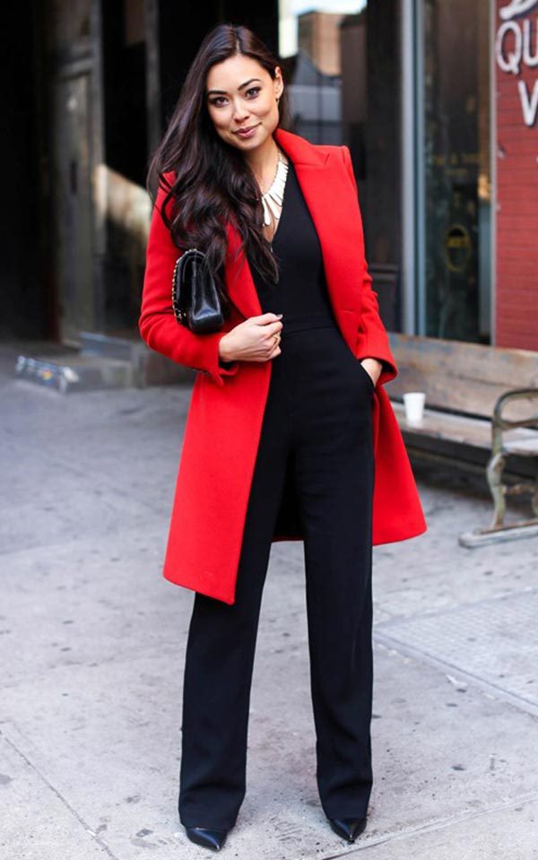 С чем носить красное пальто (алое, темное) — фото 2022 #2