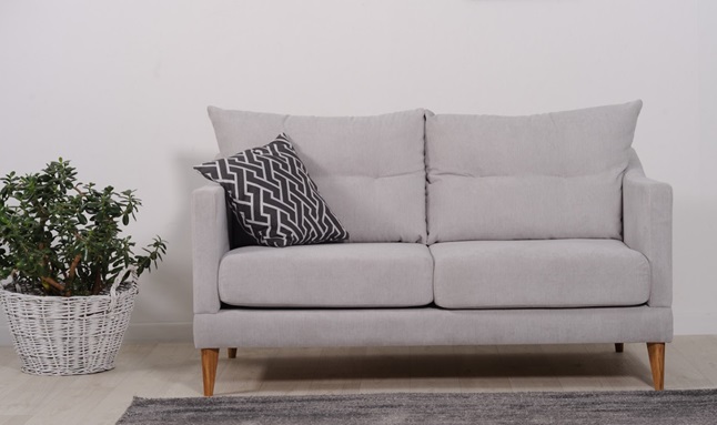 серый диван