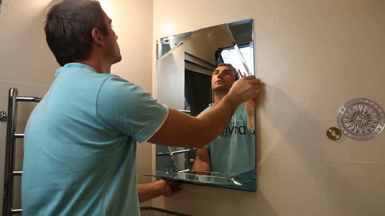 способы установки зеркала в ванной